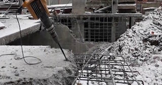 Демонтаж монолитного перекрытия в Кингисеппе - Профессиональная разборка от 840 руб.